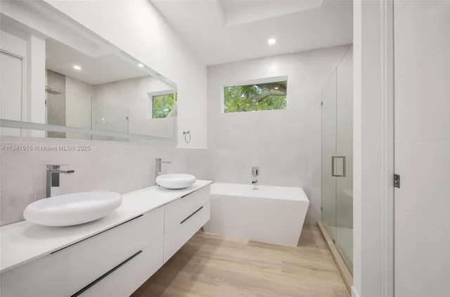 $1,575,000 | 3164 Plaza Street, Coconut Grove, FL 33133