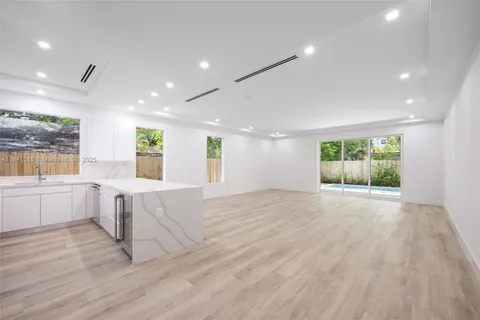 $1,575,000 | 3164 Plaza Street, Coconut Grove, FL 33133