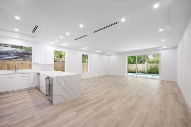 $1,575,000 | 3164 Plaza Street, Coconut Grove, FL 33133