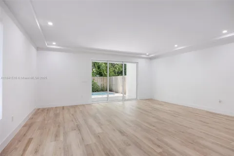 $1,575,000 | 3164 Plaza Street, Coconut Grove, FL 33133