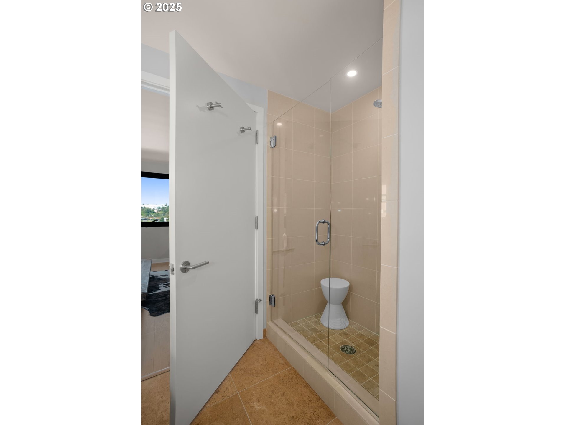 1830 Northwest Riverscape Street, Unit 610 Portland, OR 97209 - Photo 17 of 33 Gallery Image 17