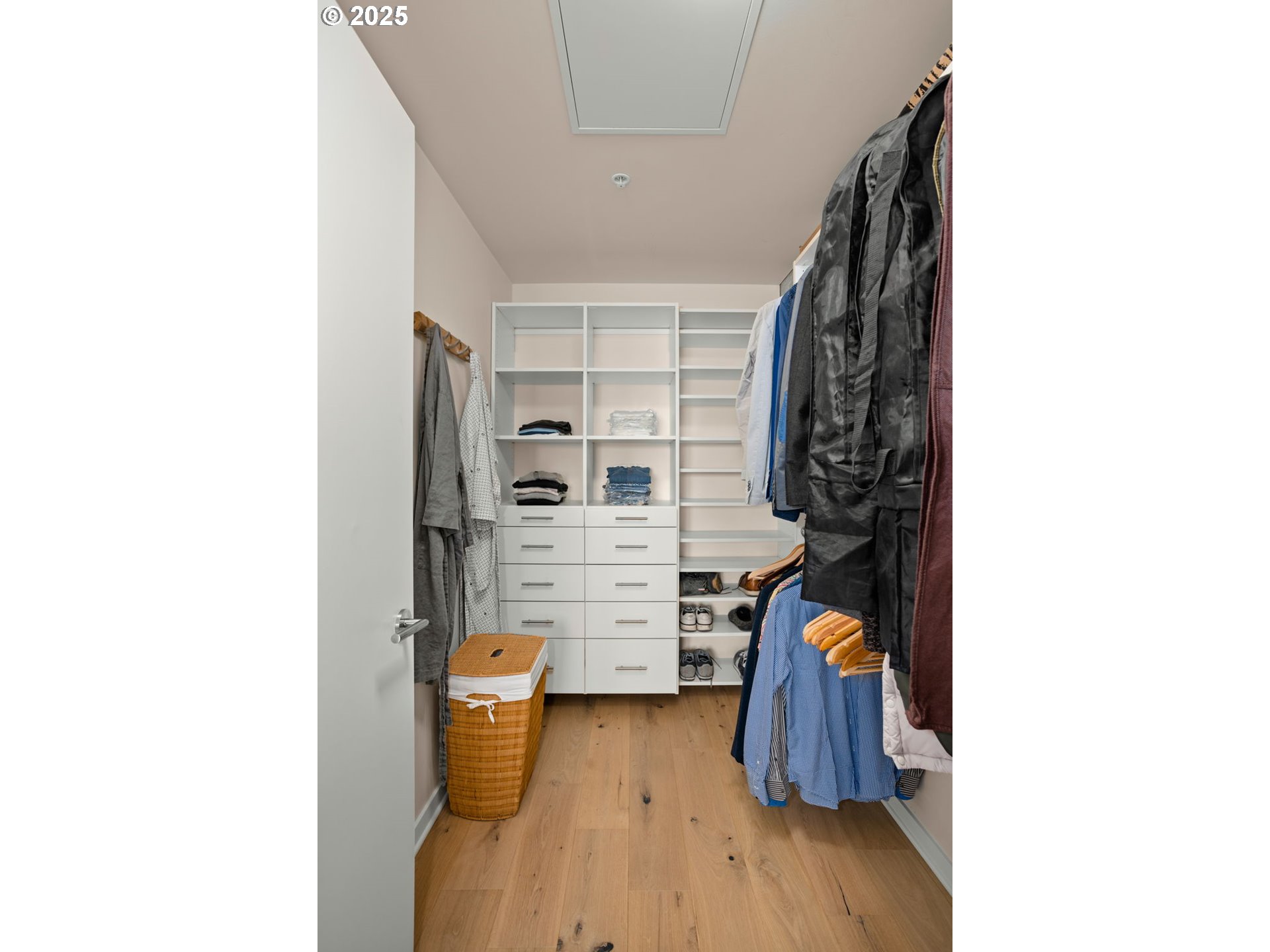 1830 Northwest Riverscape Street, Unit 610 Portland, OR 97209 - Photo 18 of 33 Gallery Image 18