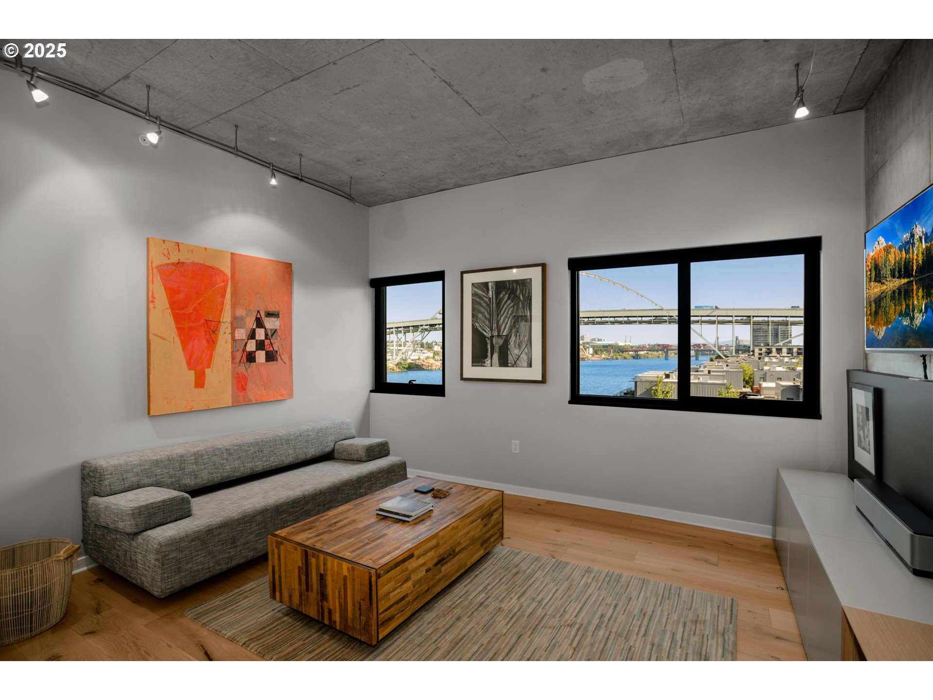 1830 Northwest Riverscape Street, Unit 610 Portland, OR 97209 - Photo 19 of 33 Gallery Image 19