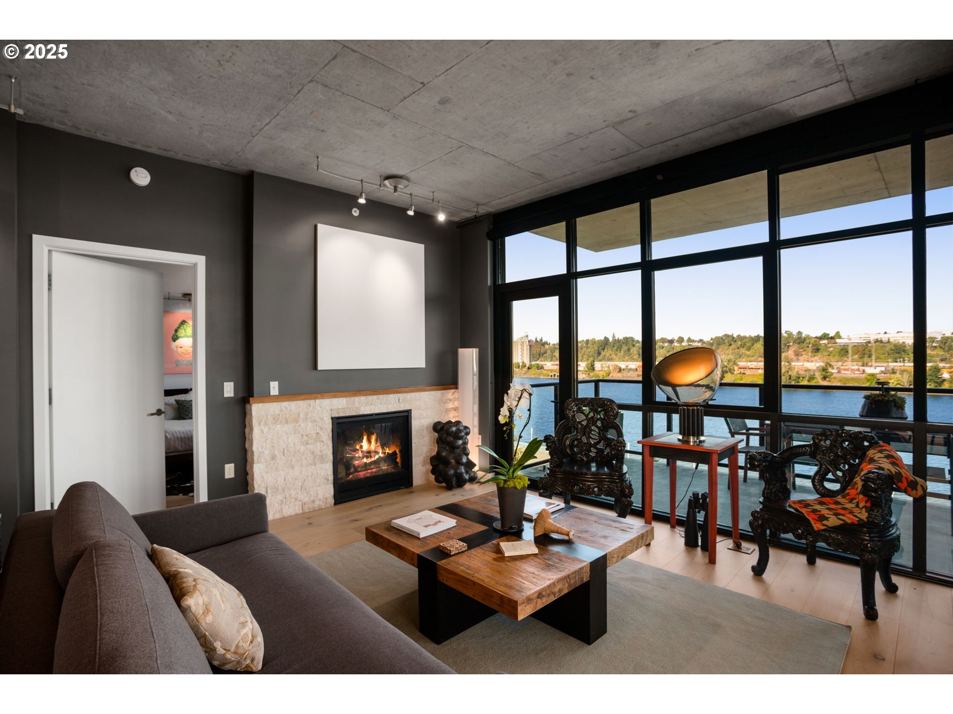 1830 Northwest Riverscape Street, Unit 610 Portland, OR 97209 - Photo 7 of 33 Gallery Image 7