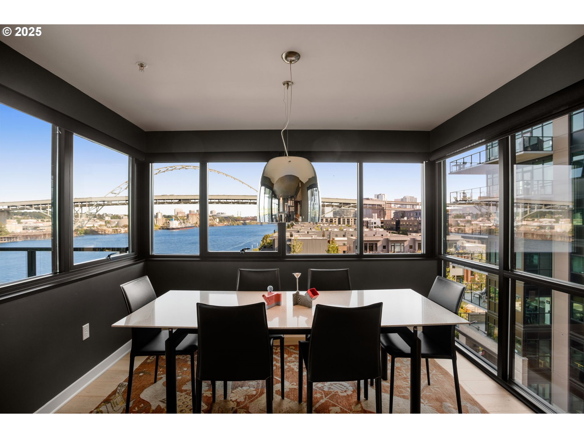 1830 Northwest Riverscape Street, Unit 610 Portland, OR 97209 - Photo 10 of 33 Gallery Image 10