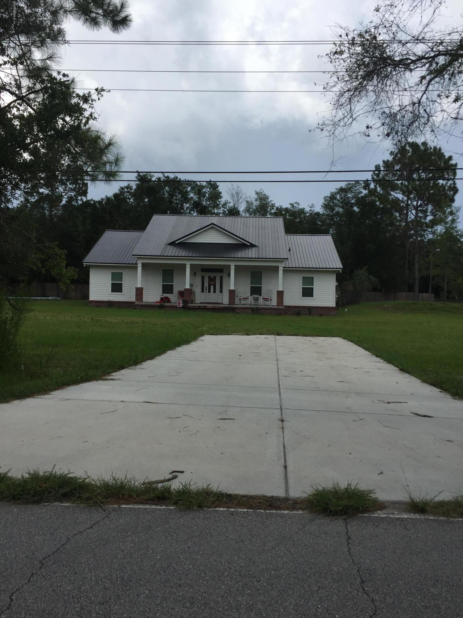 242 Round Lake Road Palatka, FL 32177 - Photo 1 of 1 IMG_1800