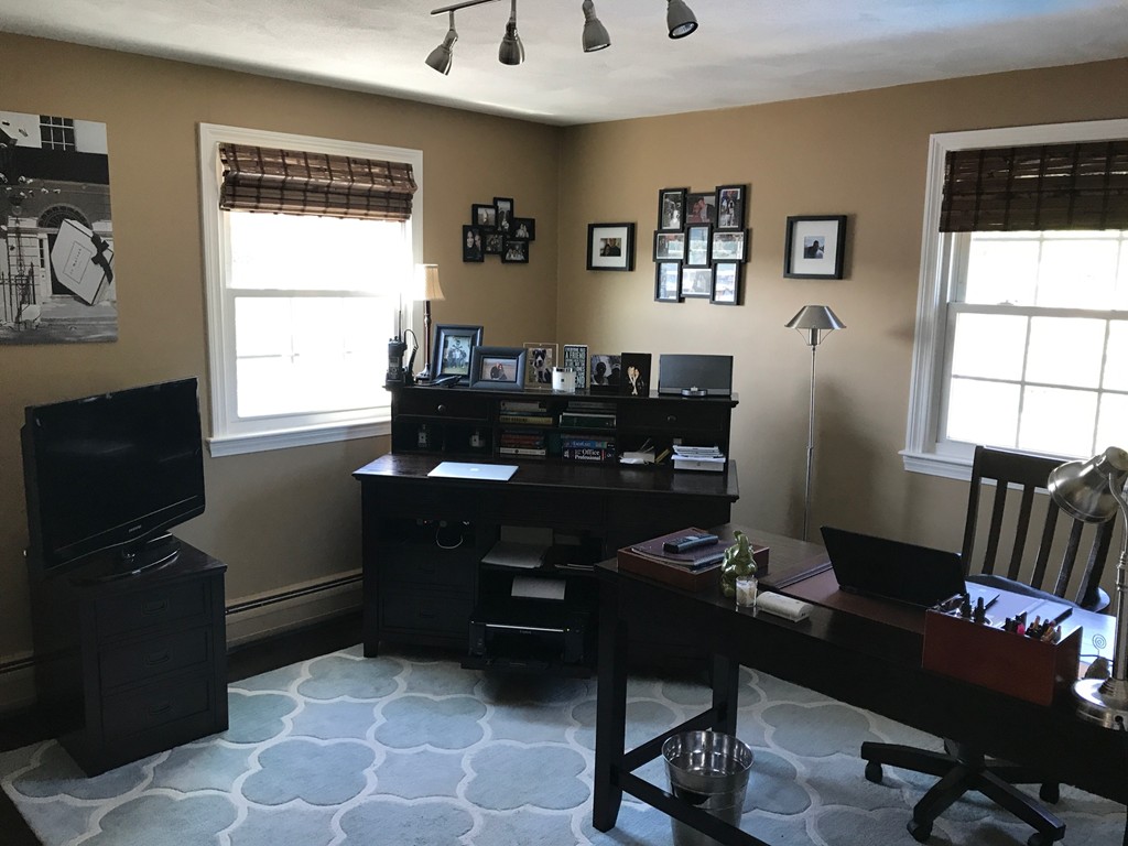 8 Fernwood Road Saugus, MA 01906 - Photo 15 of 24 Gallery Image 15