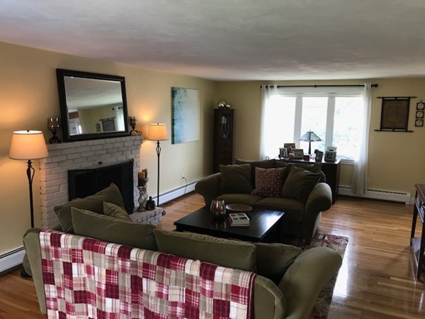 8 Fernwood Road Saugus, MA 01906 - Photo 10 of 24 Gallery Image 10