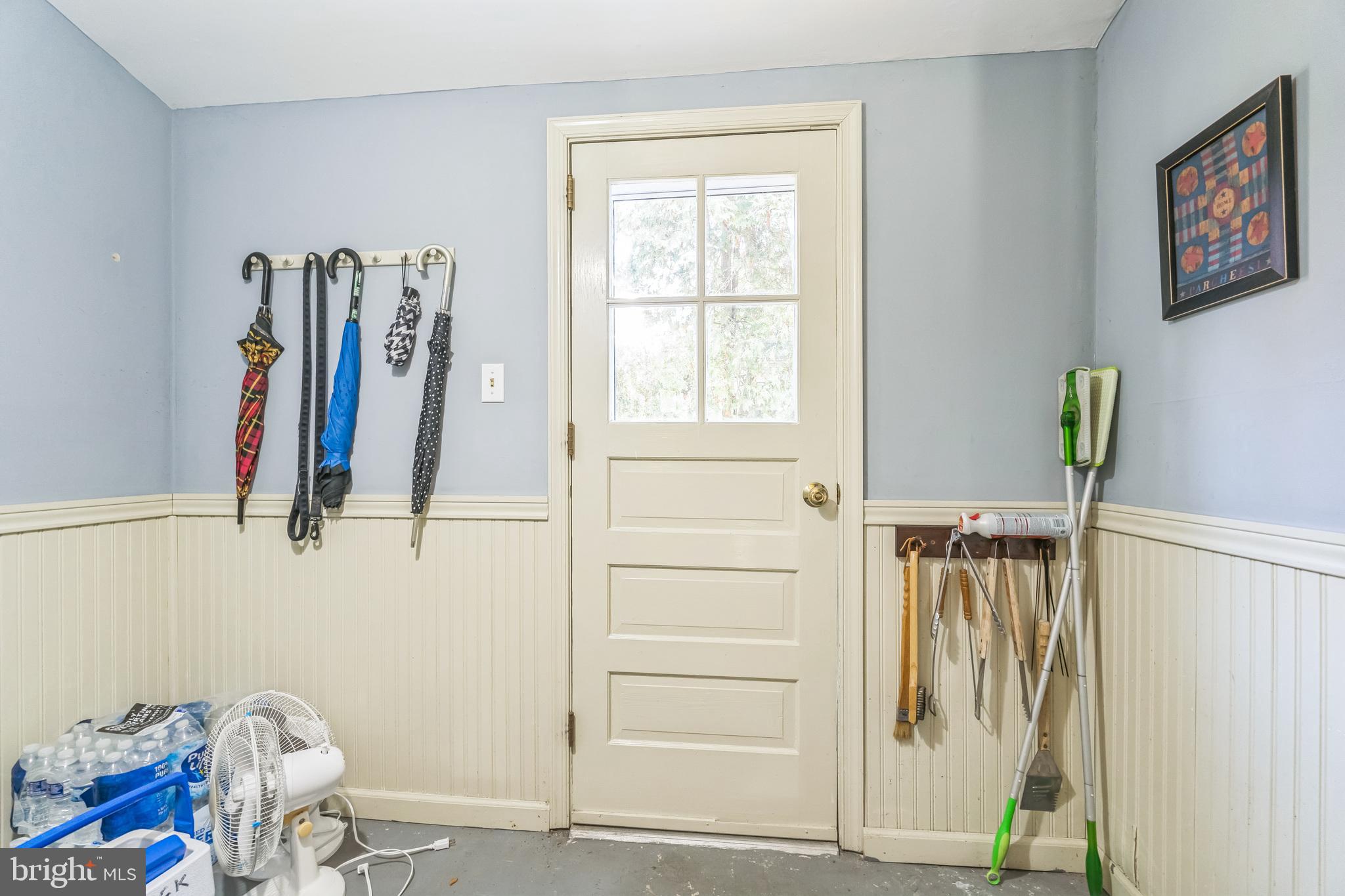502 Willow Road Oreland, PA 19075 - Photo 13 of 37 Convenient mudroom off of the kitchen