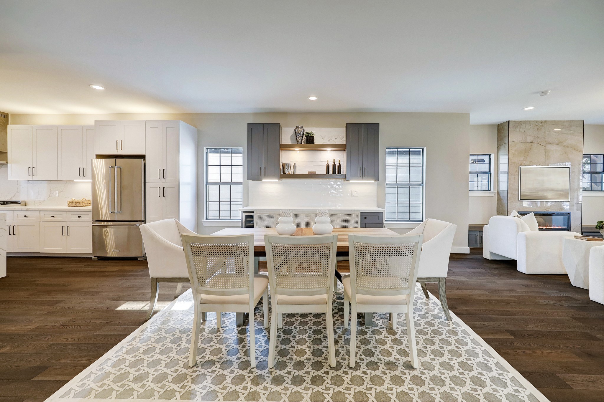 2109 Sul Ross Street Houston, TX 77098 - Photo 7 of 23