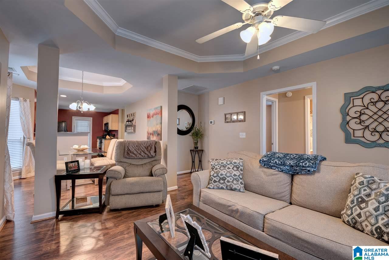 541 Summit Circle Fultondale, AL 35068 - Photo 4 of 23