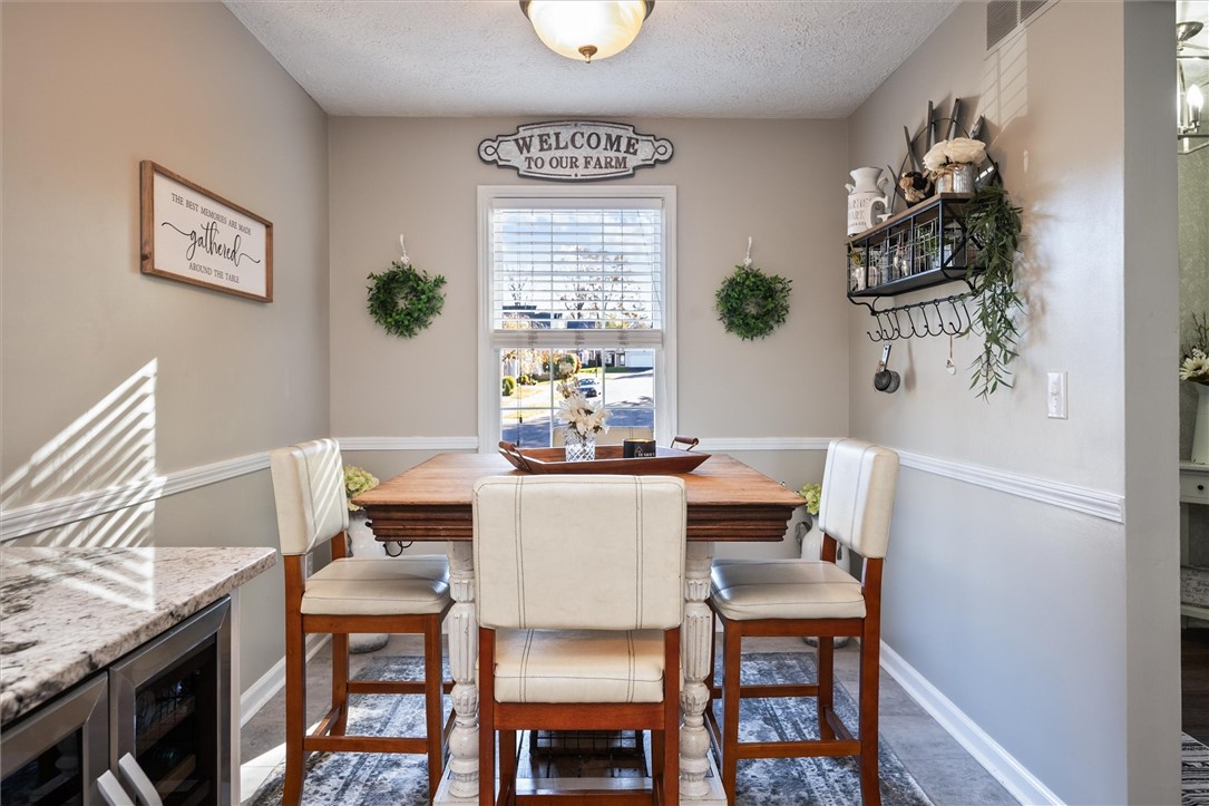 100 Port View Circle Irondequoit, NY 14617 - Photo 13 of 48