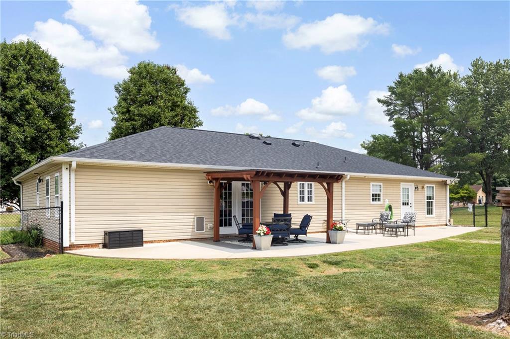 136 Meadowview Road Mocksville, NC 27028 - Photo 22 of 31