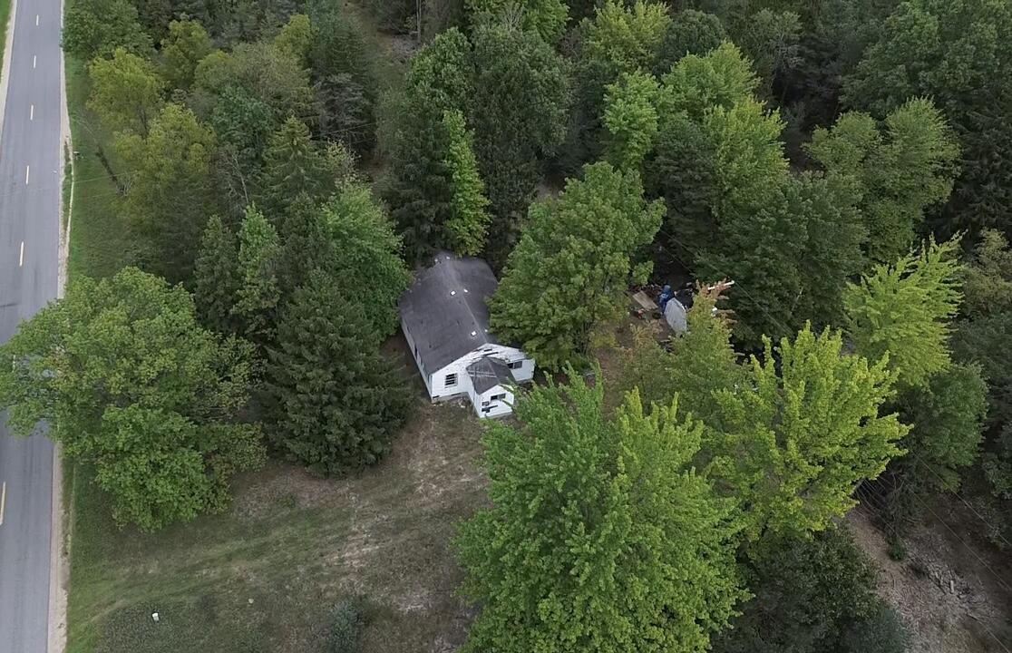 4154 South Sullivan Road Ravenna, MI 49451 - Photo 6 of 21 2026-09-21-12-54-34-899