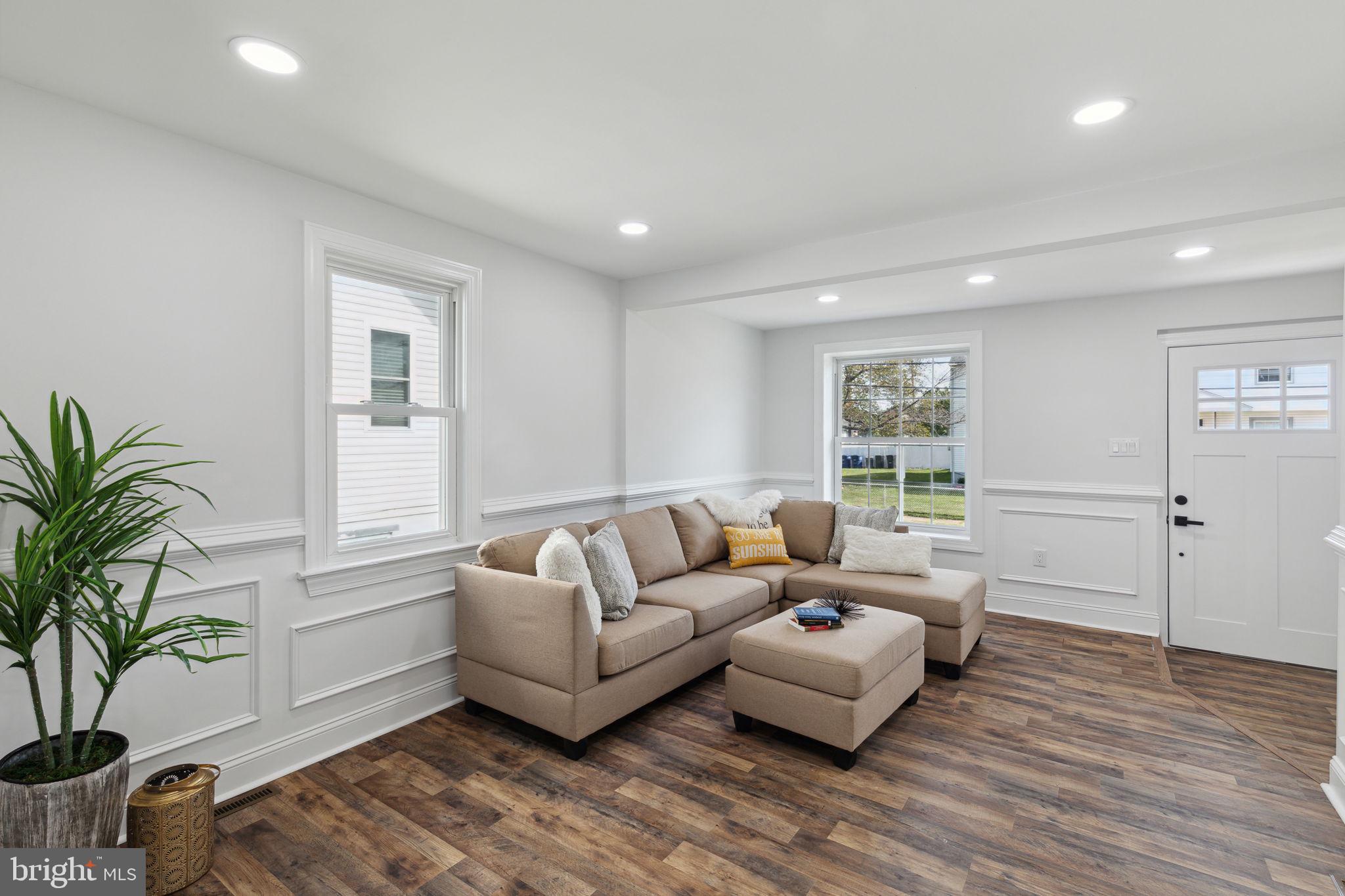 443 East Mill Road Maple Shade, NJ 08052 - Photo 4 of 33 Gallery Image 4