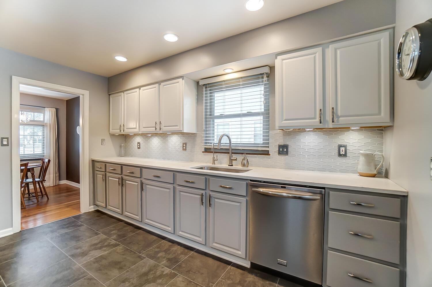 3235 Ainwick Road Upper Arlington, OH 43221 - Photo 15 of 65