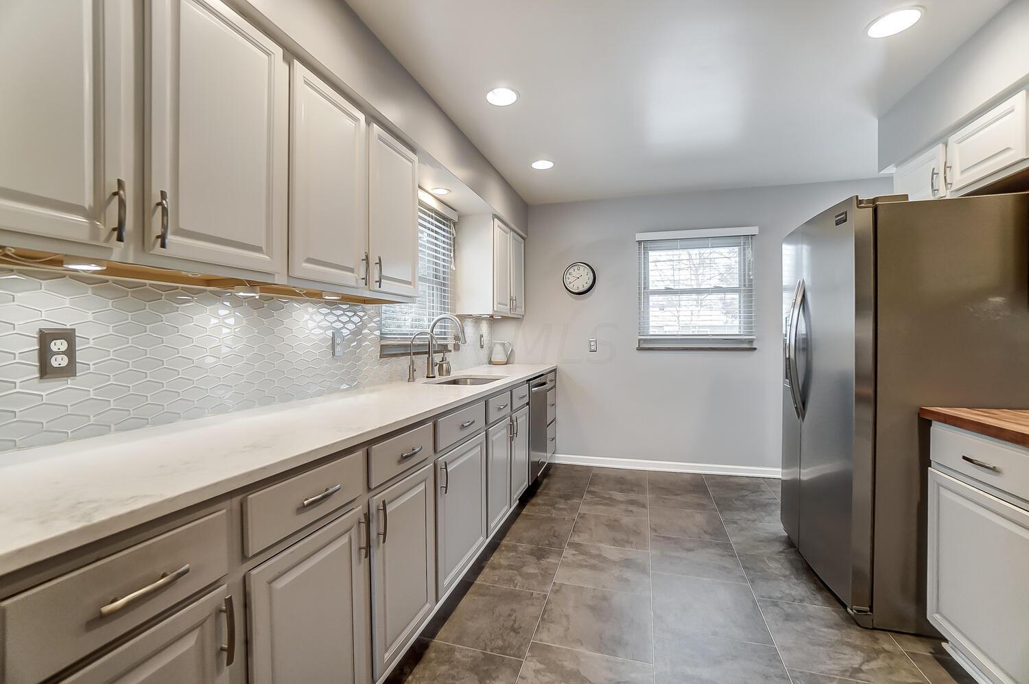 3235 Ainwick Road Upper Arlington, OH 43221 - Photo 16 of 65