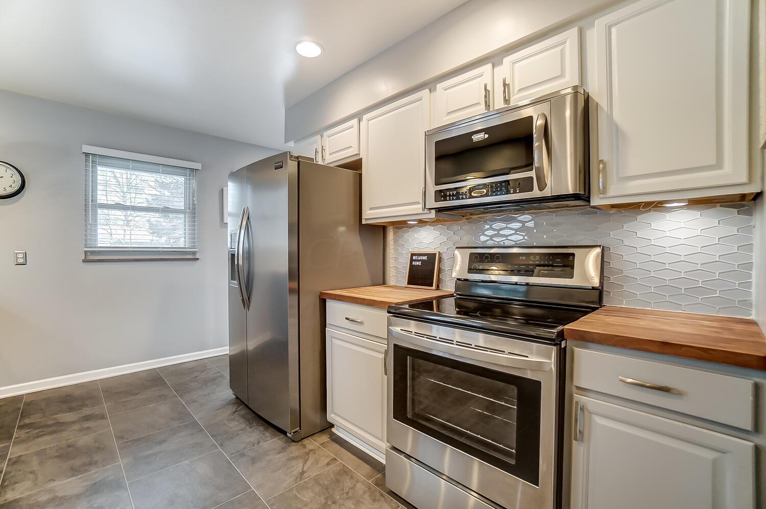 3235 Ainwick Road Upper Arlington, OH 43221 - Photo 18 of 65