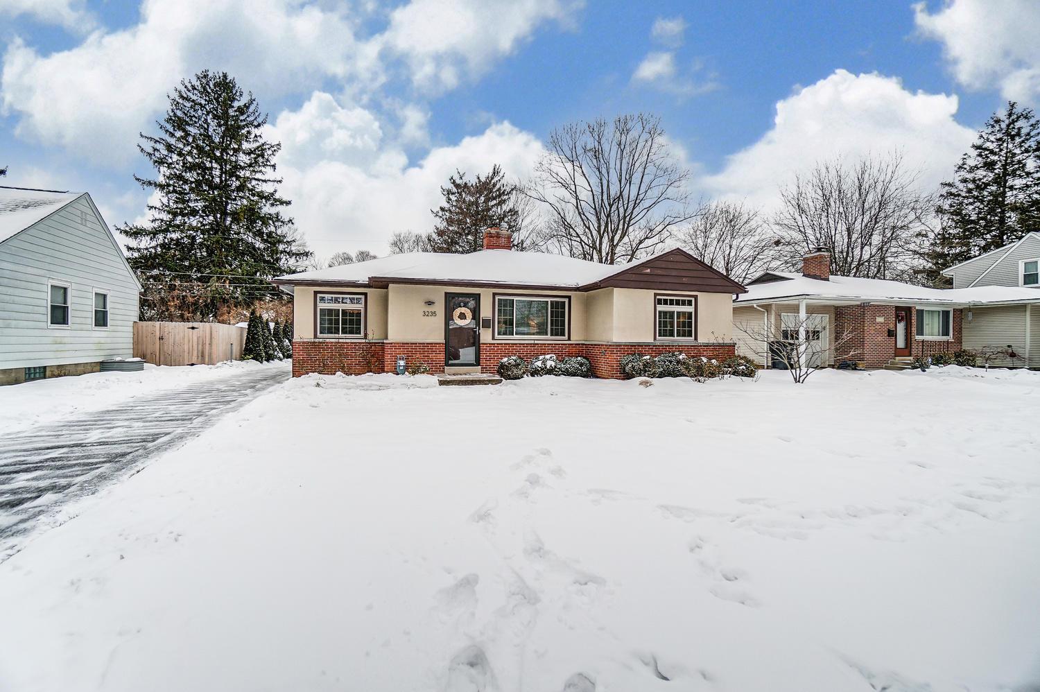 3235 Ainwick Road Upper Arlington, OH 43221 - Photo 5 of 65