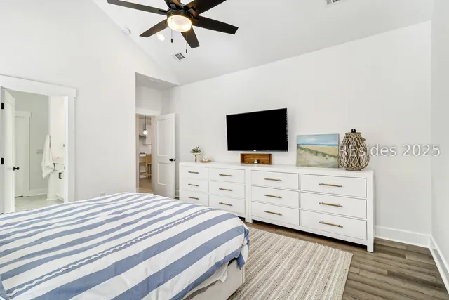 $899,000 | 34 Blue Trail Court, Bluffton, SC 29910