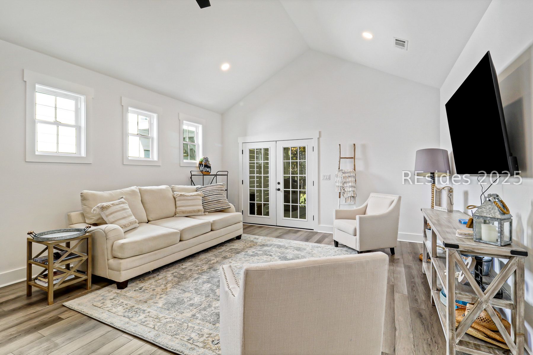 34 Blue Trail Court Bluffton, SC 29910 - Photo 4 of 43