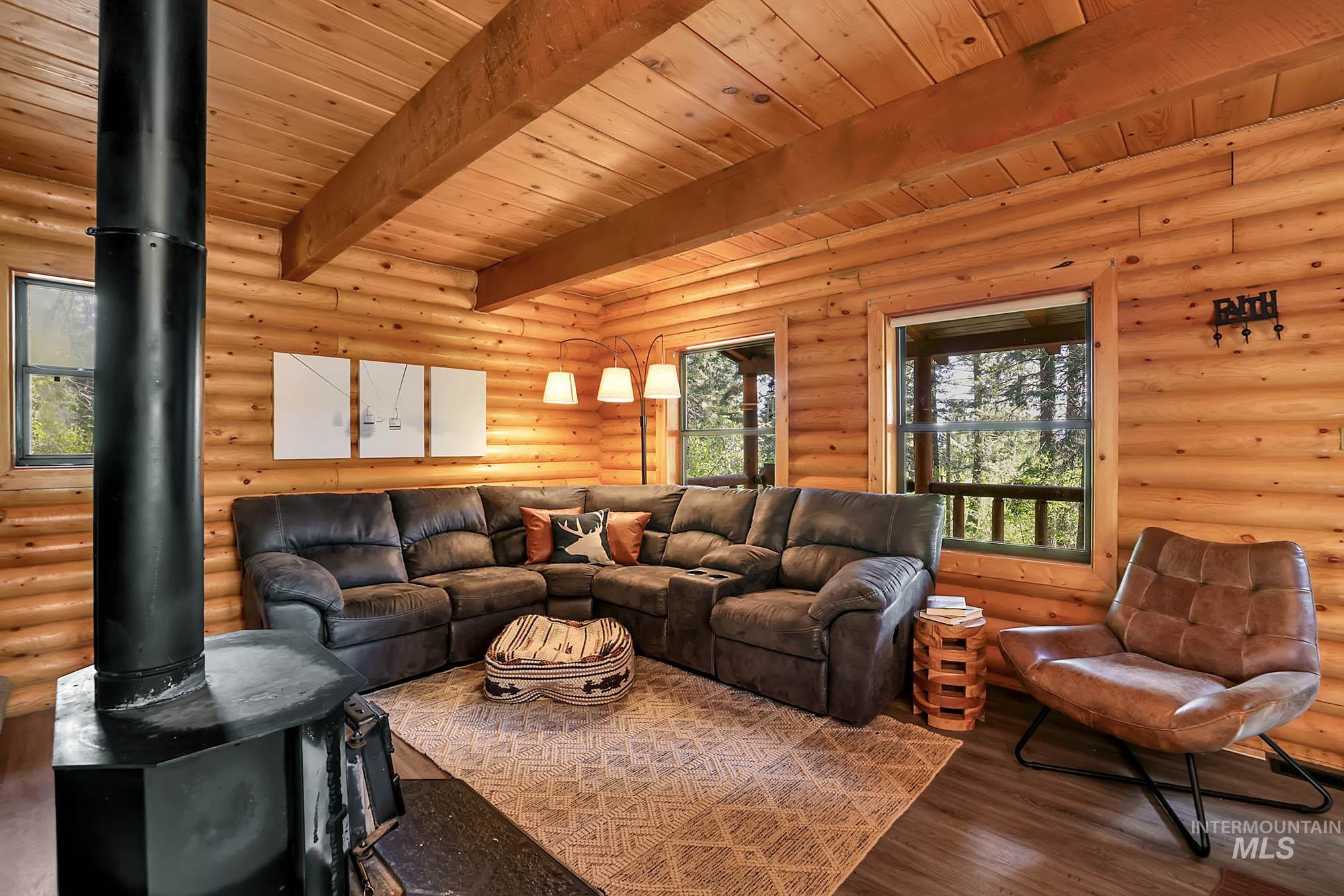 1221 Fox Road Cascade, ID 83611 - Photo 23 of 45