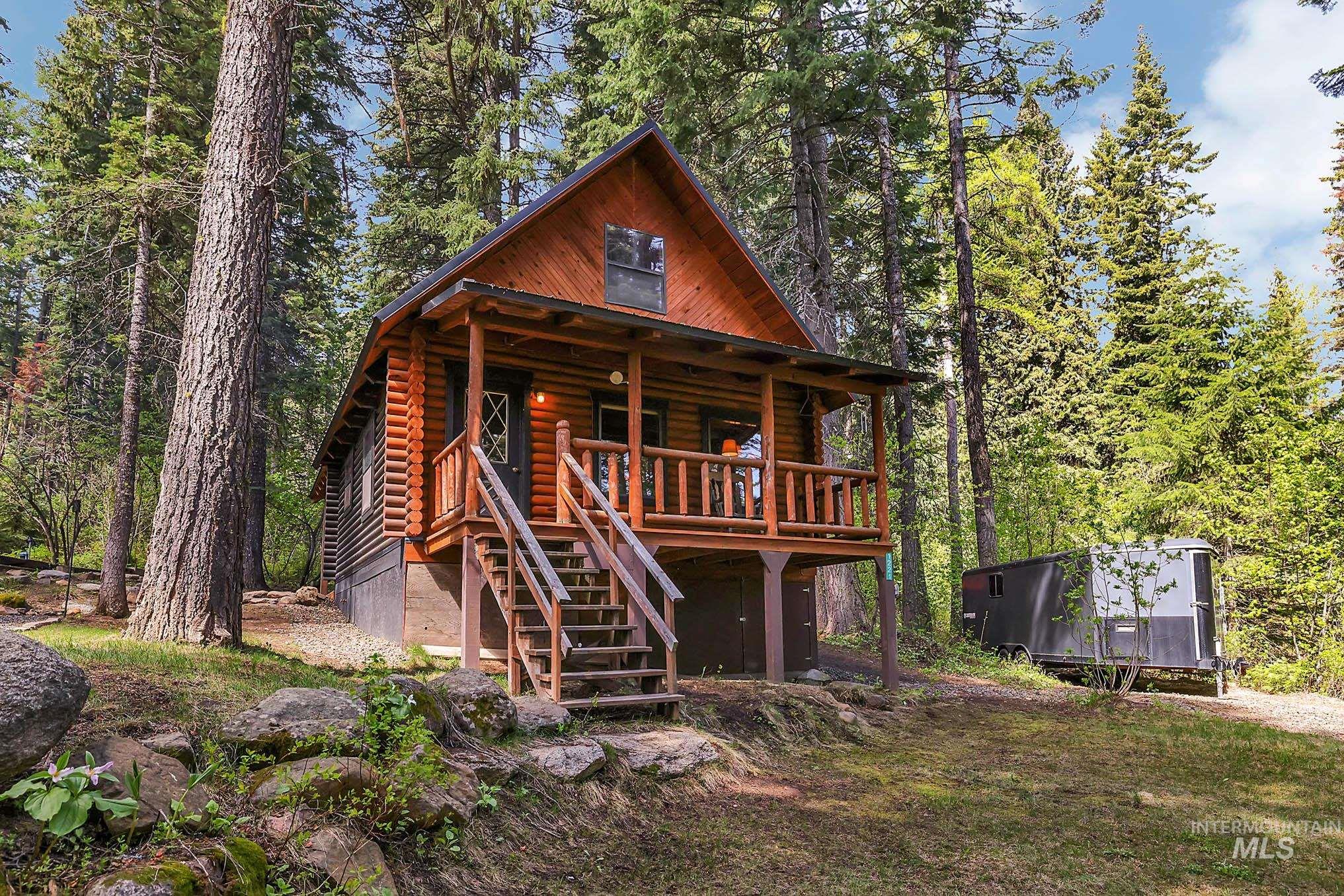 1221 Fox Road Cascade, ID 83611 - Photo 4 of 45