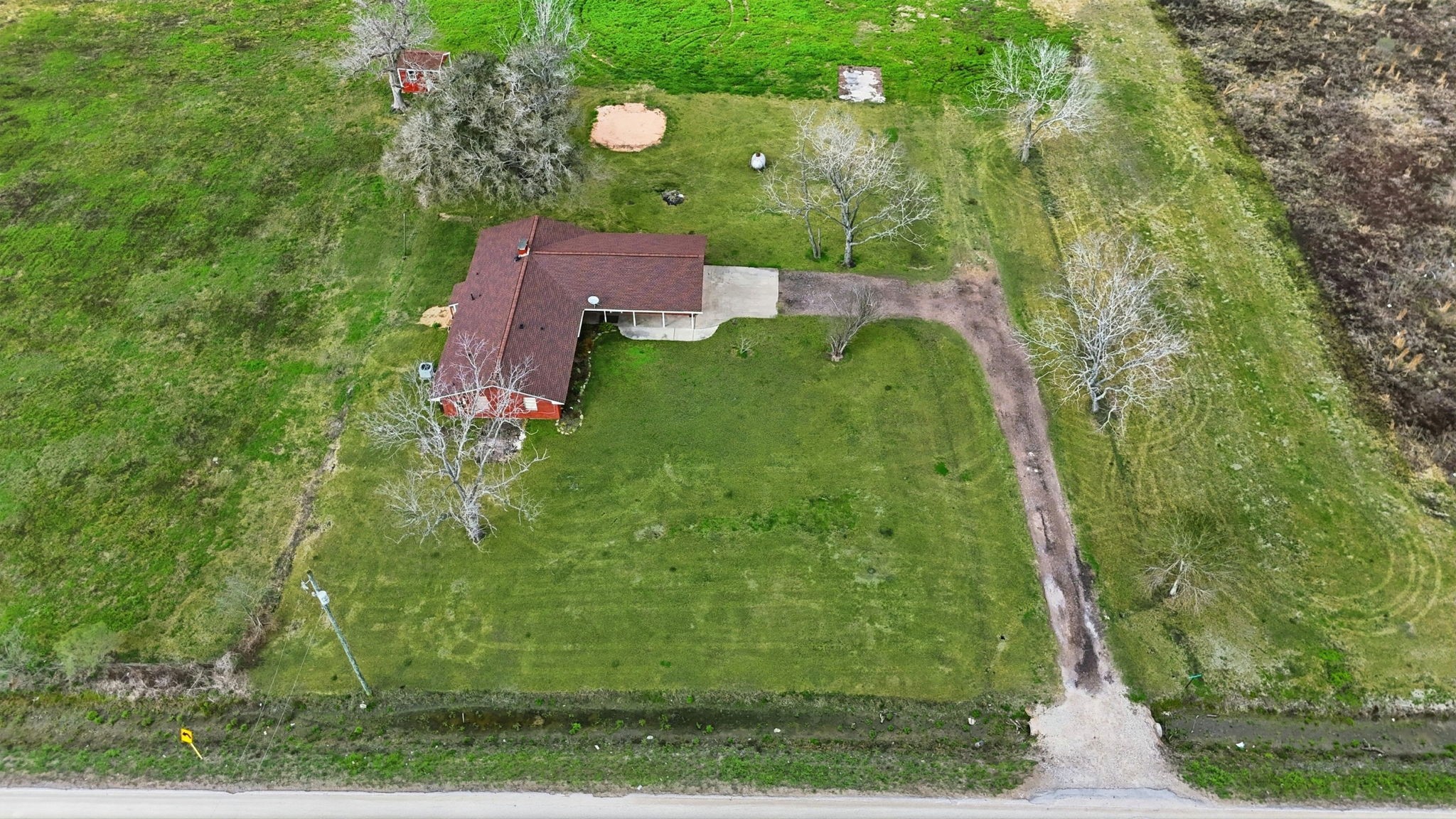 1839 West Henderson Road Angleton, TX 77515 - Photo 34 of 50