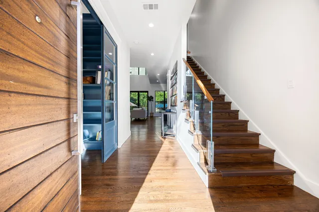 $1,850,000 | 1906 Swift Boulevard, Houston, TX 77030