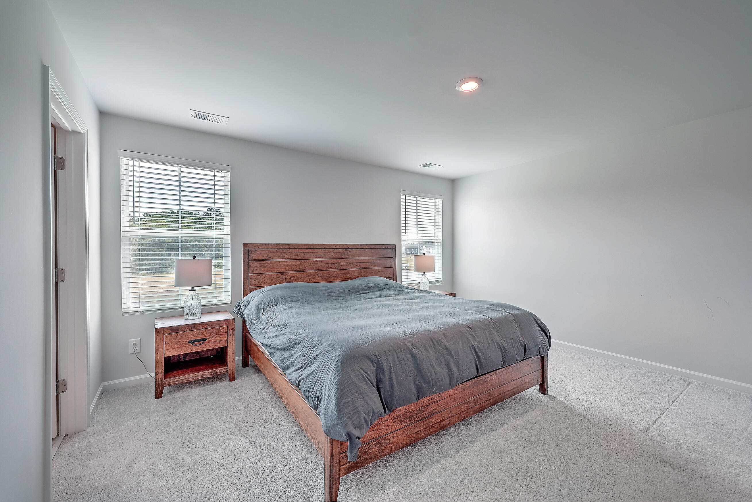 608 Spanish Wells Road Summerville, SC 29486 - Photo 19 of 31 Primary Bedroom