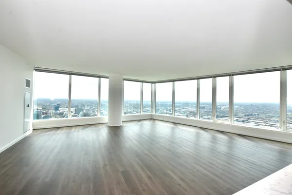 $9,121 | 1000 South Michigan Avenue, Unit 6206, Chicago, IL 60605