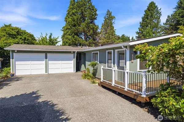 $599,950 | 24030 10th Place West, Bothell, WA 98021