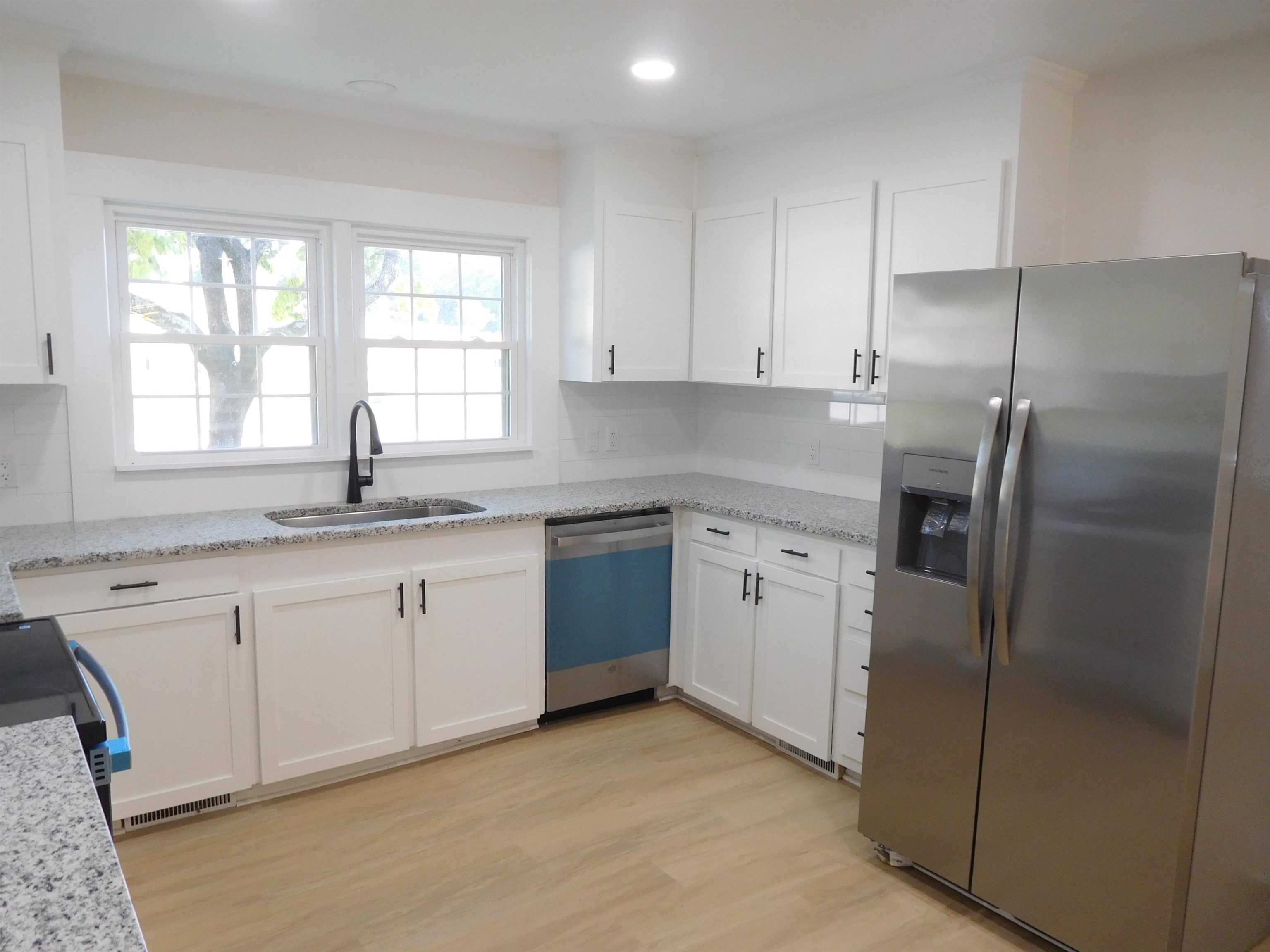 401 Thompson Street Gaffney, SC 29340 - Photo 6 of 21 Gallery Image 6