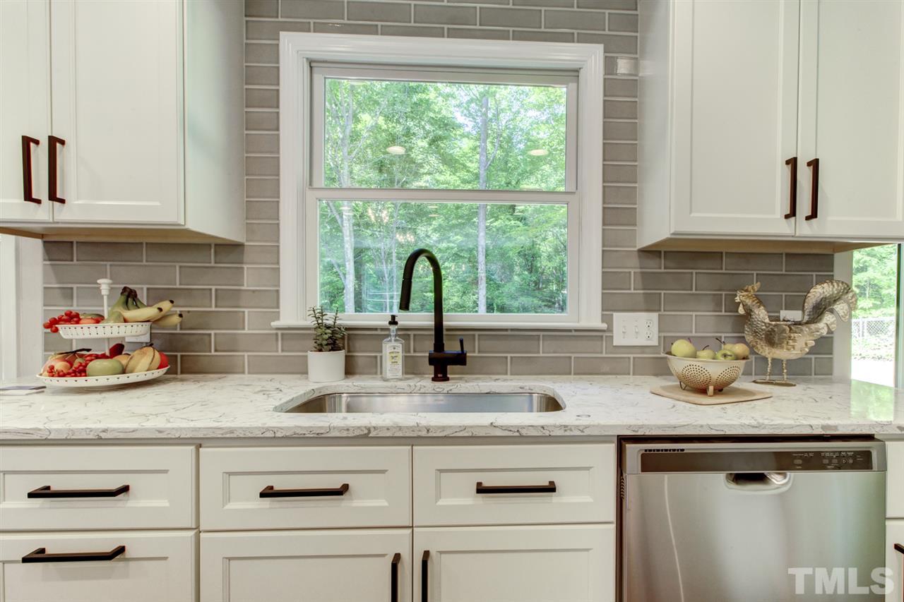 4801 Oak Park Road Raleigh, NC 27612 - Photo 8 of 30
