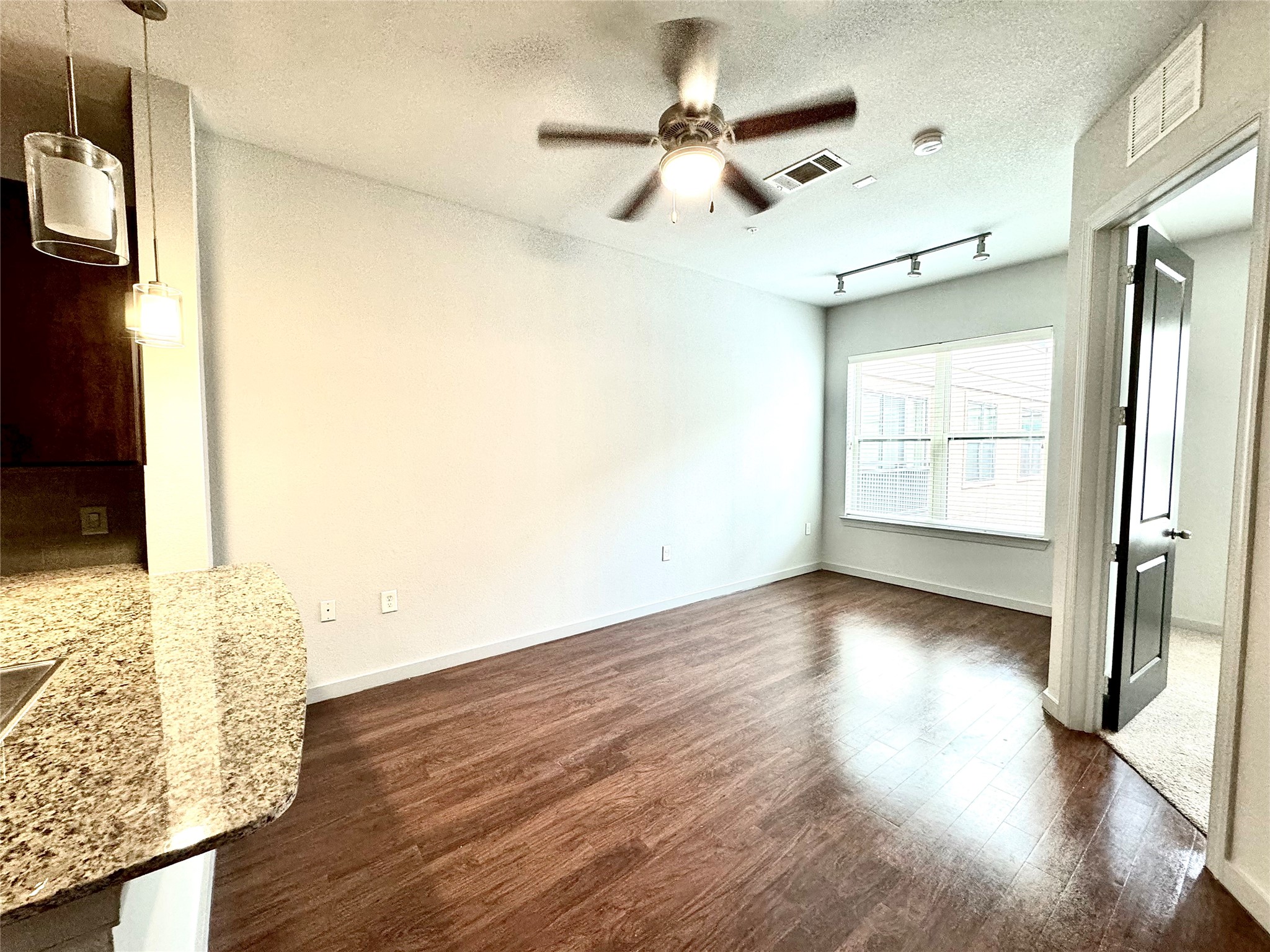 2525 McCue Road, Unit 443 Houston, TX 77056 - Photo 6 of 23
