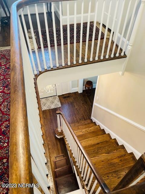 704 Rountree Street Kinston, NC 28501 - Photo 19 of 34 stairs 2