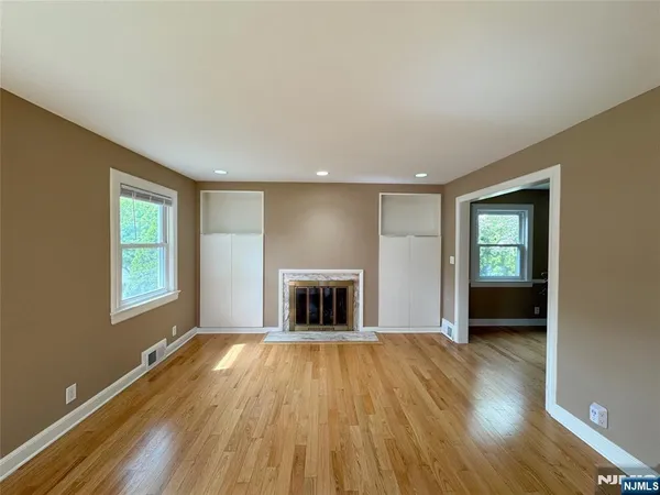 $6,000 | 24 Palmer Avenue, Tenafly, NJ 07670
