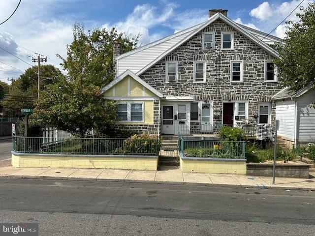 62 Richfield Road Upper Darby, PA 19082 - Photo 3 of 39 Gallery Image 3