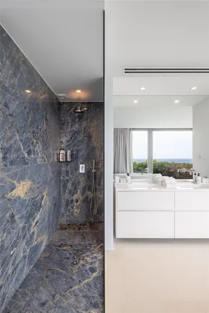 $17,500,000 | North Cathedral City