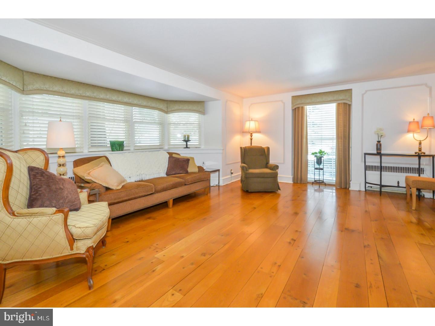 210 Marvin Road Cheltenham, PA 19027 - Photo 4 of 25
