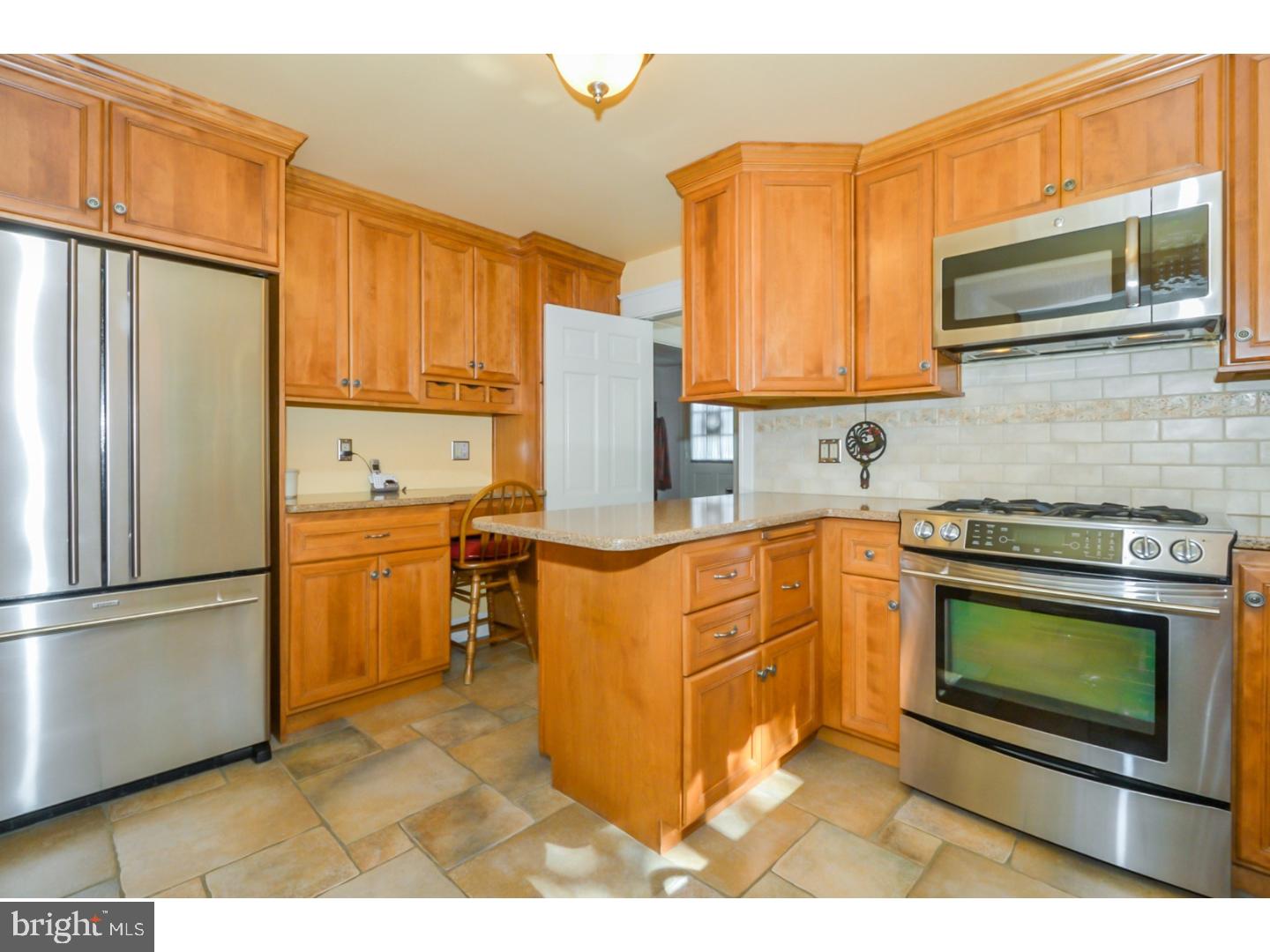 210 Marvin Road Cheltenham, PA 19027 - Photo 8 of 25