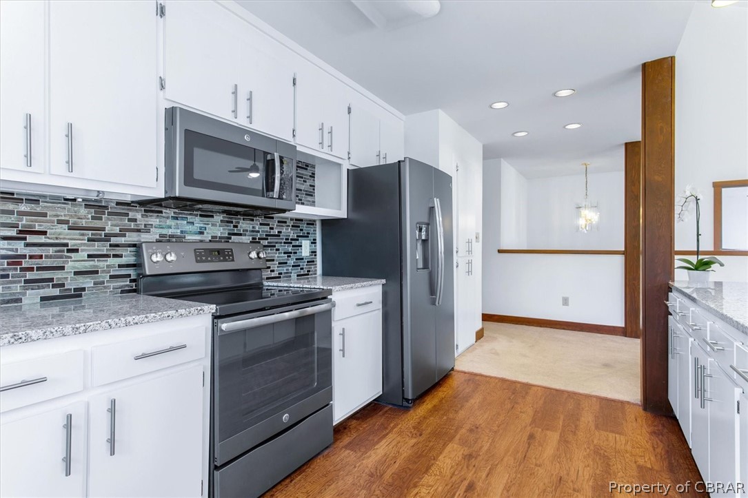 4203 Seaford Road Seaford, VA 23696 - Photo 16 of 50