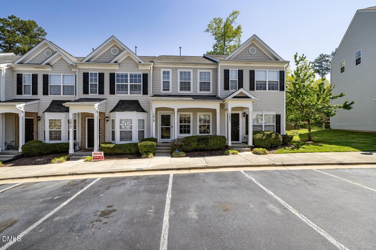 10185111_1725562093589