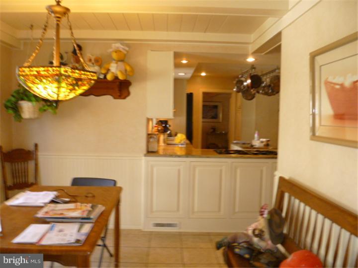 532 Chews Landing Road Haddonfield, NJ 08033 - Photo 15 of 25 Kitchen