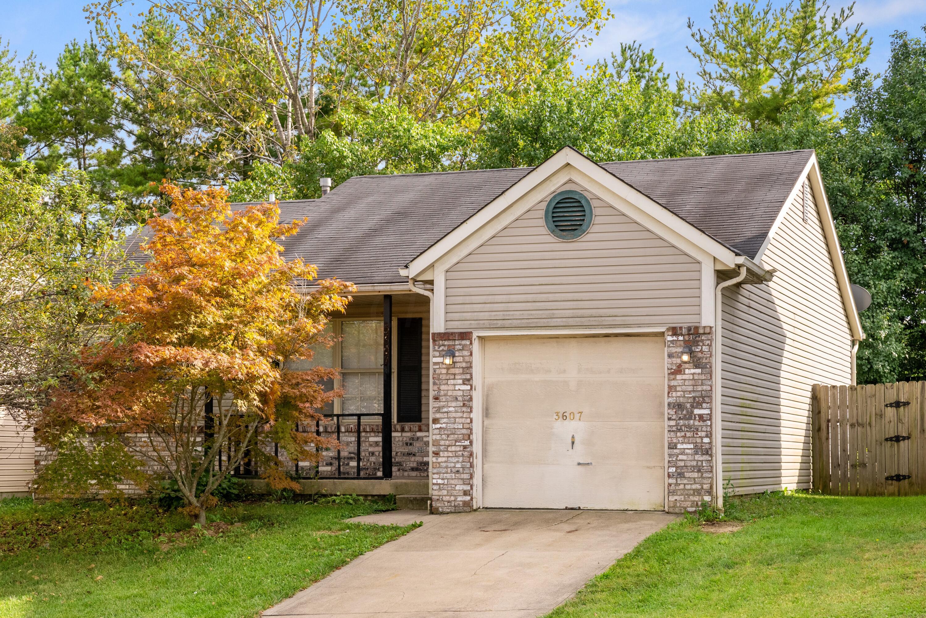 3607 Rocky Road Columbus, OH 43223 - Photo 1 of 27 DSC08303