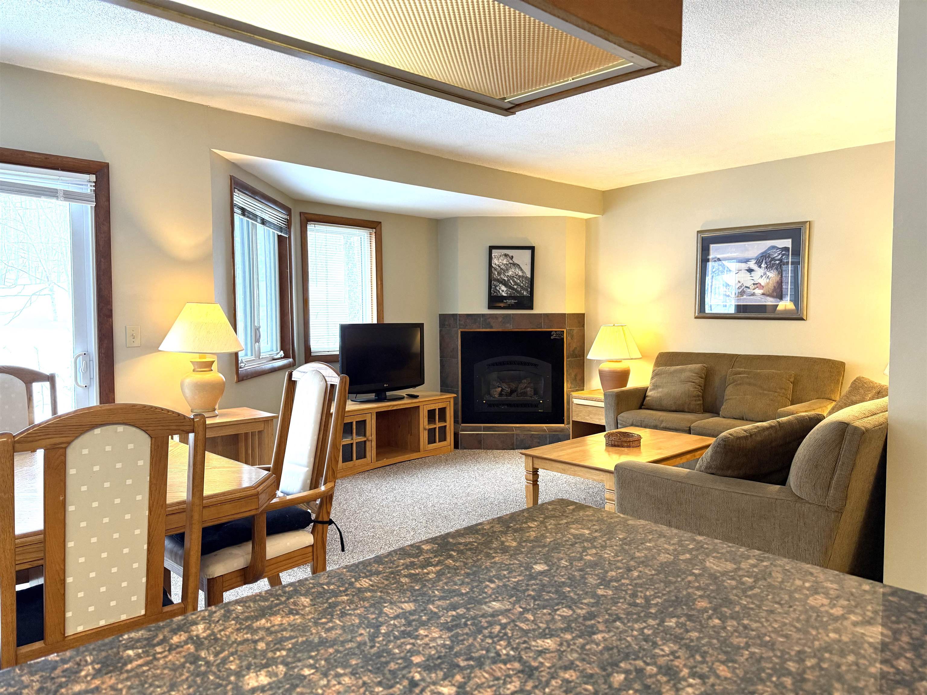 334 Slopeside Road, Unit 4002 Jay, VT 05859 - Photo 9 of 20