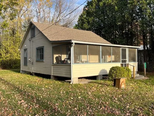 $192,800 | 563 T-34, Derby, VT 05829