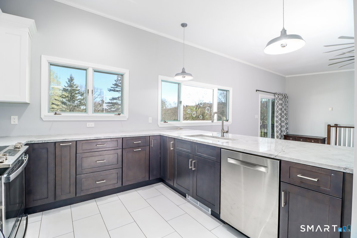 38 Cedar Ln Extension Sherman, CT 06784 - Photo 12 of 39