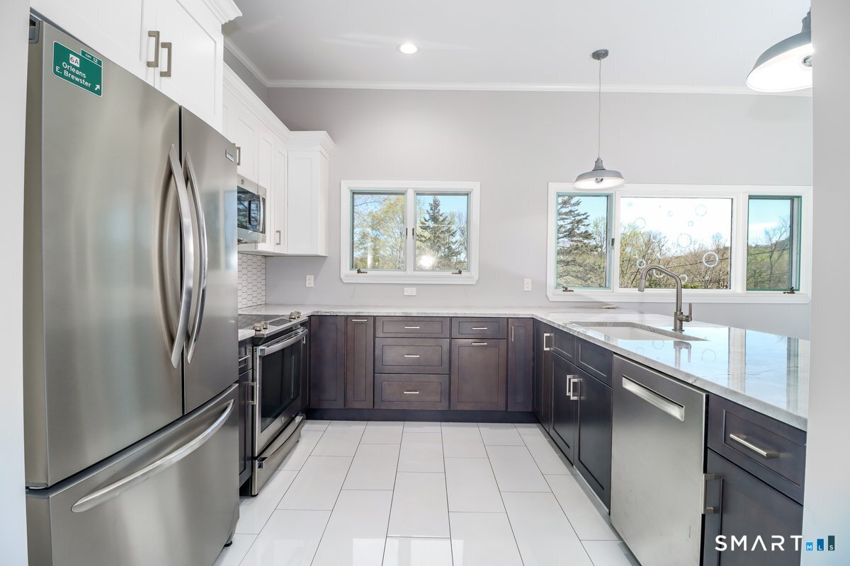 38 Cedar Ln Extension Sherman, CT 06784 - Photo 13 of 39