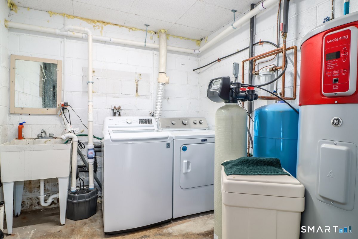 38 Cedar Ln Extension Sherman, CT 06784 - Photo 27 of 39